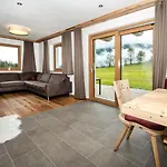 In Jochberg With Sauna & Mountain Views * Hollersbach im Pinzgau