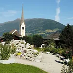 In Jochberg With Sauna & Mountain Views Hollersbach im Pinzgau
