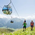In Jochberg With Sauna & Mountain Views