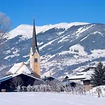 In Jochberg With Sauna & Mountain Views