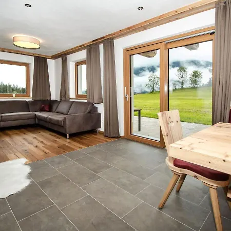 In Jochberg With Sauna & Mountain Views * Hollersbach im Pinzgau