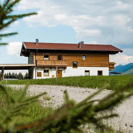 Alpstuga In Jochberg With Sauna & Mountain Views Hollersbach im Pinzgau