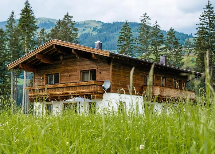 In Jochberg With Sauna & Mountain Views * Hollersbach im Pinzgau